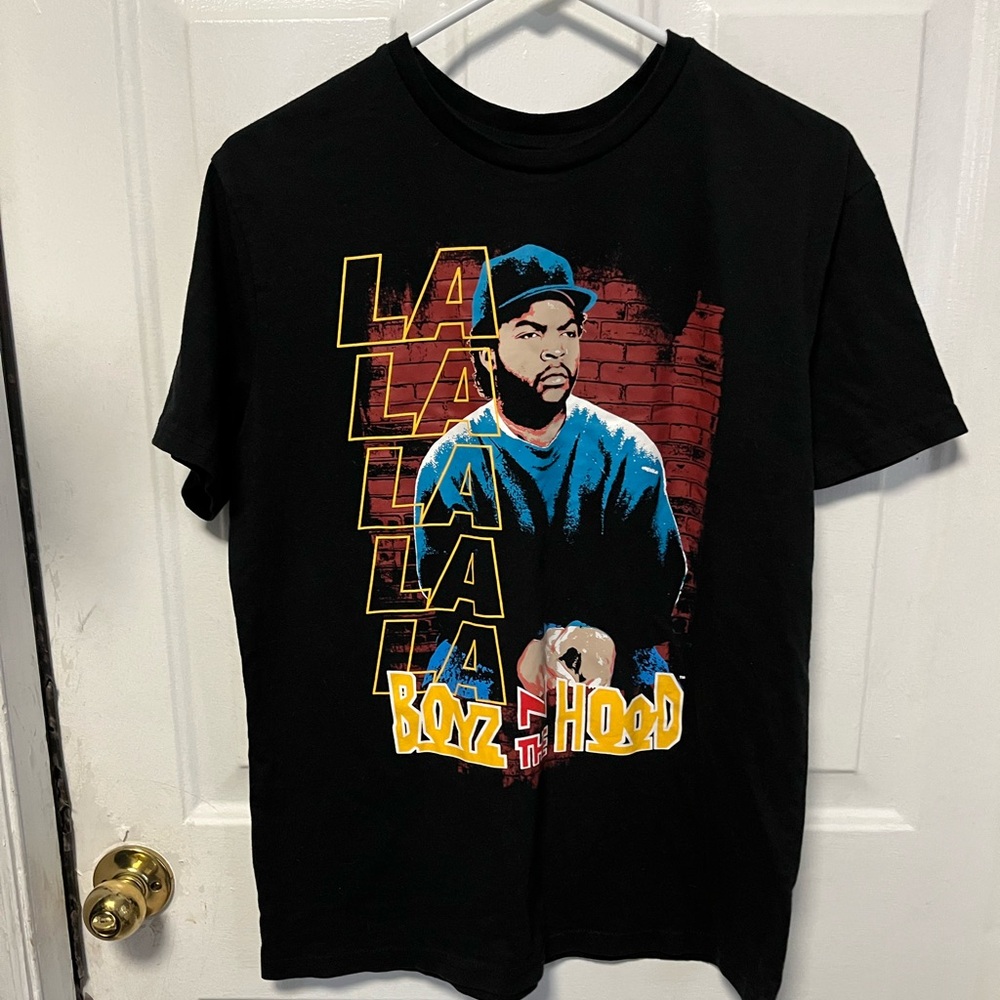 Hybrid & Company Black Graphic Tee boys in the hood size medium